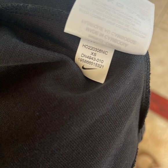 Brand New Nike Black Hoodie Zip Up Cotton Sweatshirt Embroidered Logo Workout - Picture 15 of 15